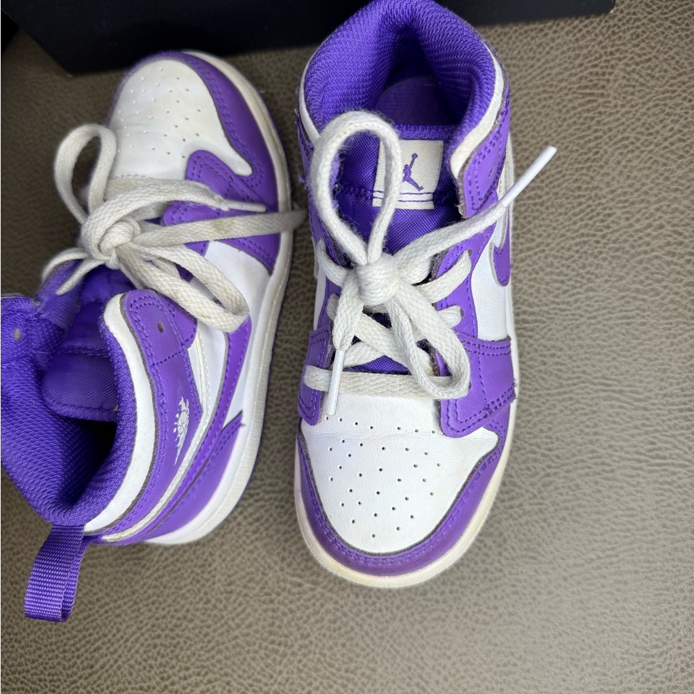 Jordan 1 - Picture 7 of 11